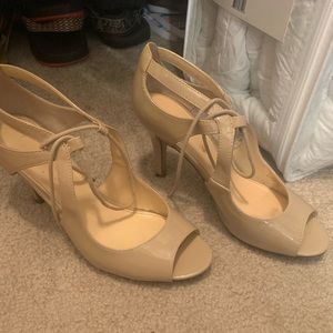 Nude heels!!  Lightly worn!
